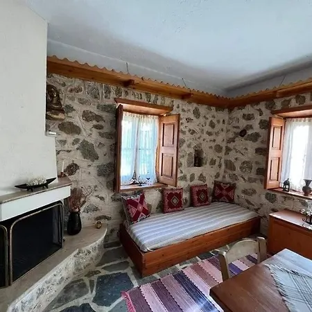 Calliope Stone House