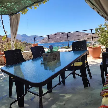 Calliope Stone House * Emboriósz