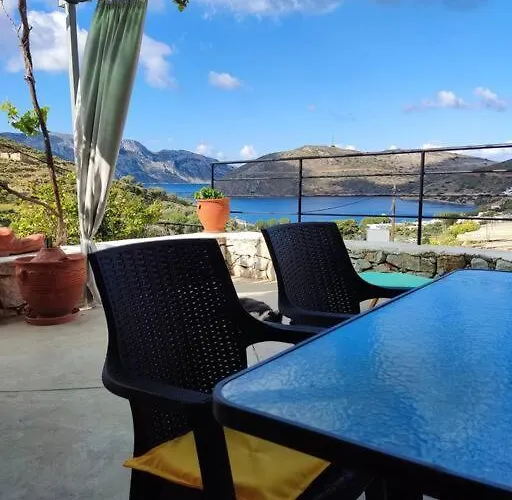 بيت للعطل Calliope Stone House *