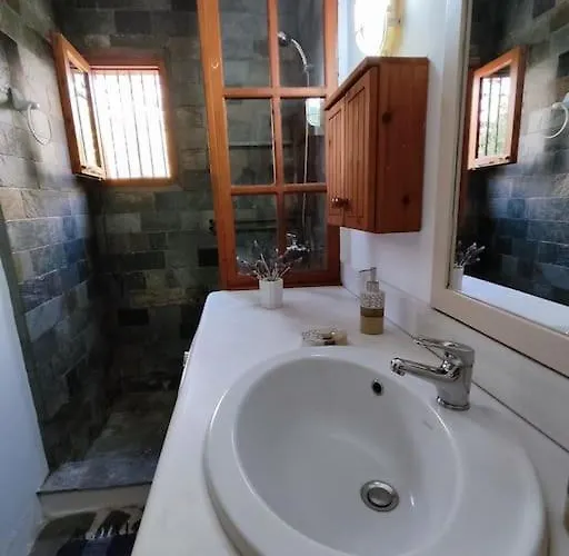 بيت للعطل Calliope Stone House *